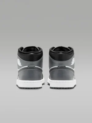 AIRJORDAN1MID-1-900×1125 (1)